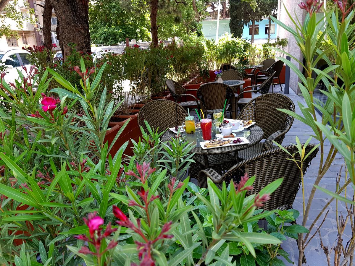 L Plaza Hotel Τυφλίδα Εξωτερικό φωτογραφία