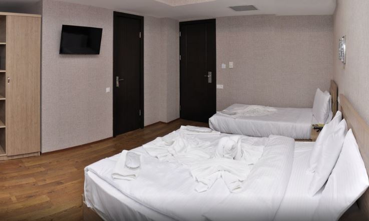 L Plaza Hotel Τυφλίδα Εξωτερικό φωτογραφία